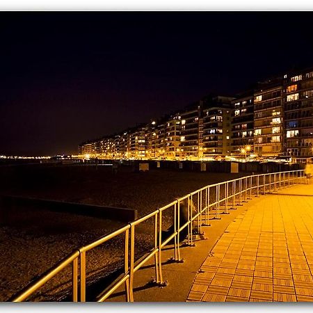 Chalet Aan Zee Hotel Де Хаан Екстериор снимка