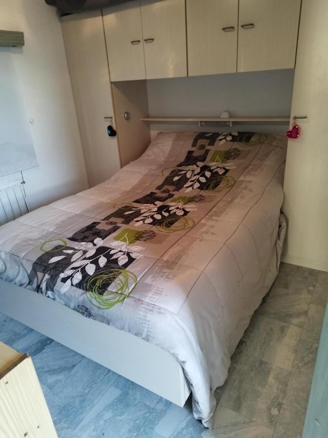 Chalet Aan Zee Hotel Де Хаан Екстериор снимка