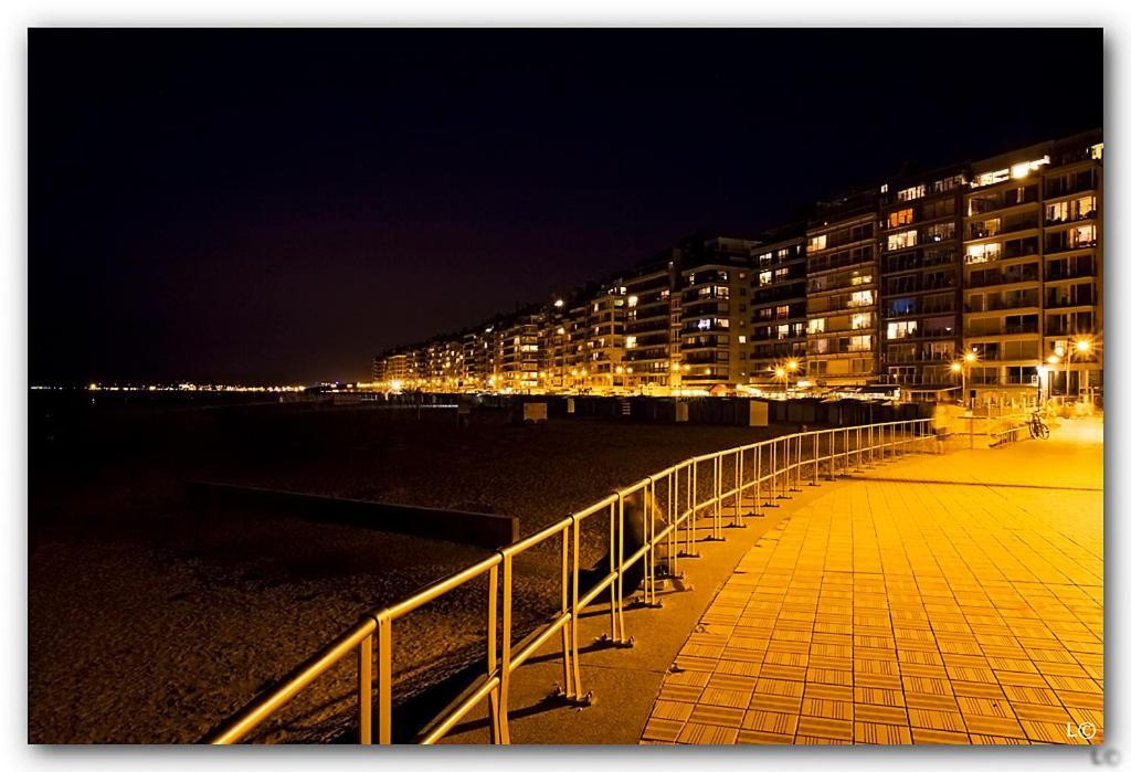 Chalet Aan Zee Hotel Де Хаан Екстериор снимка